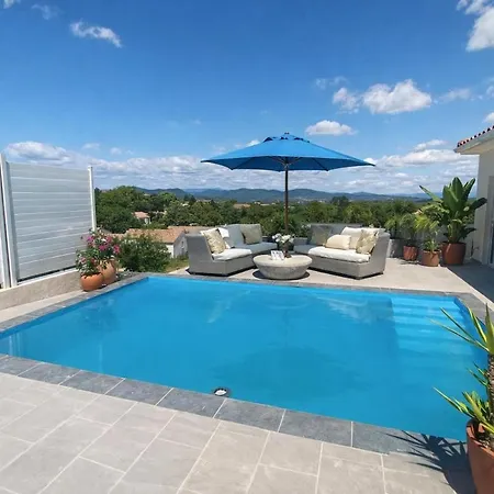 Villa Les Chenes Verts *