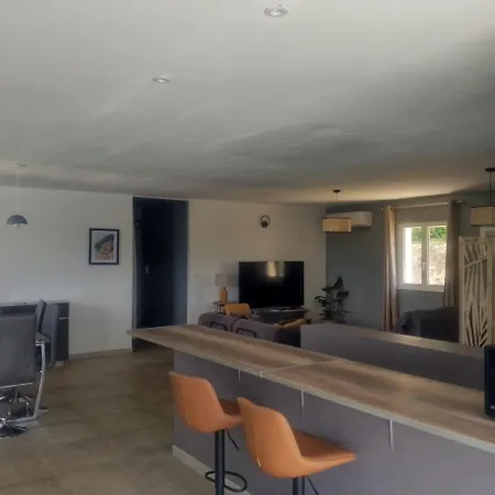 Villa Les Chênes Verts *